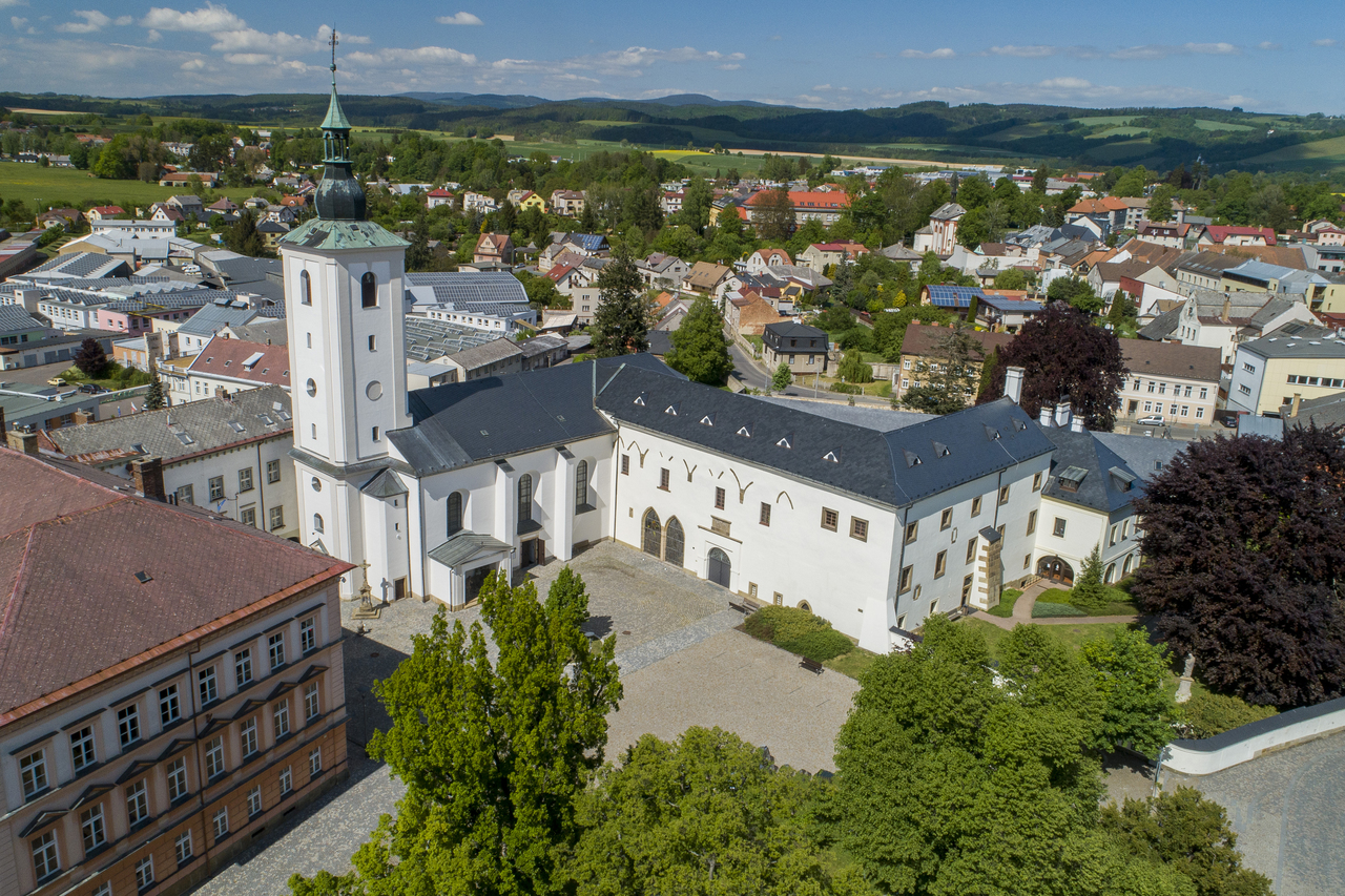 Minulost pod povrchem Koruny země