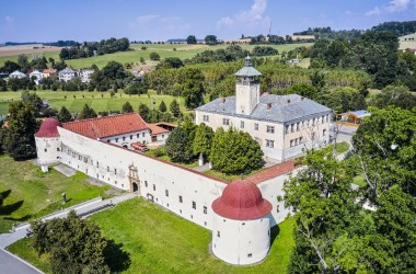 Zámek Dřevohostice - kopie