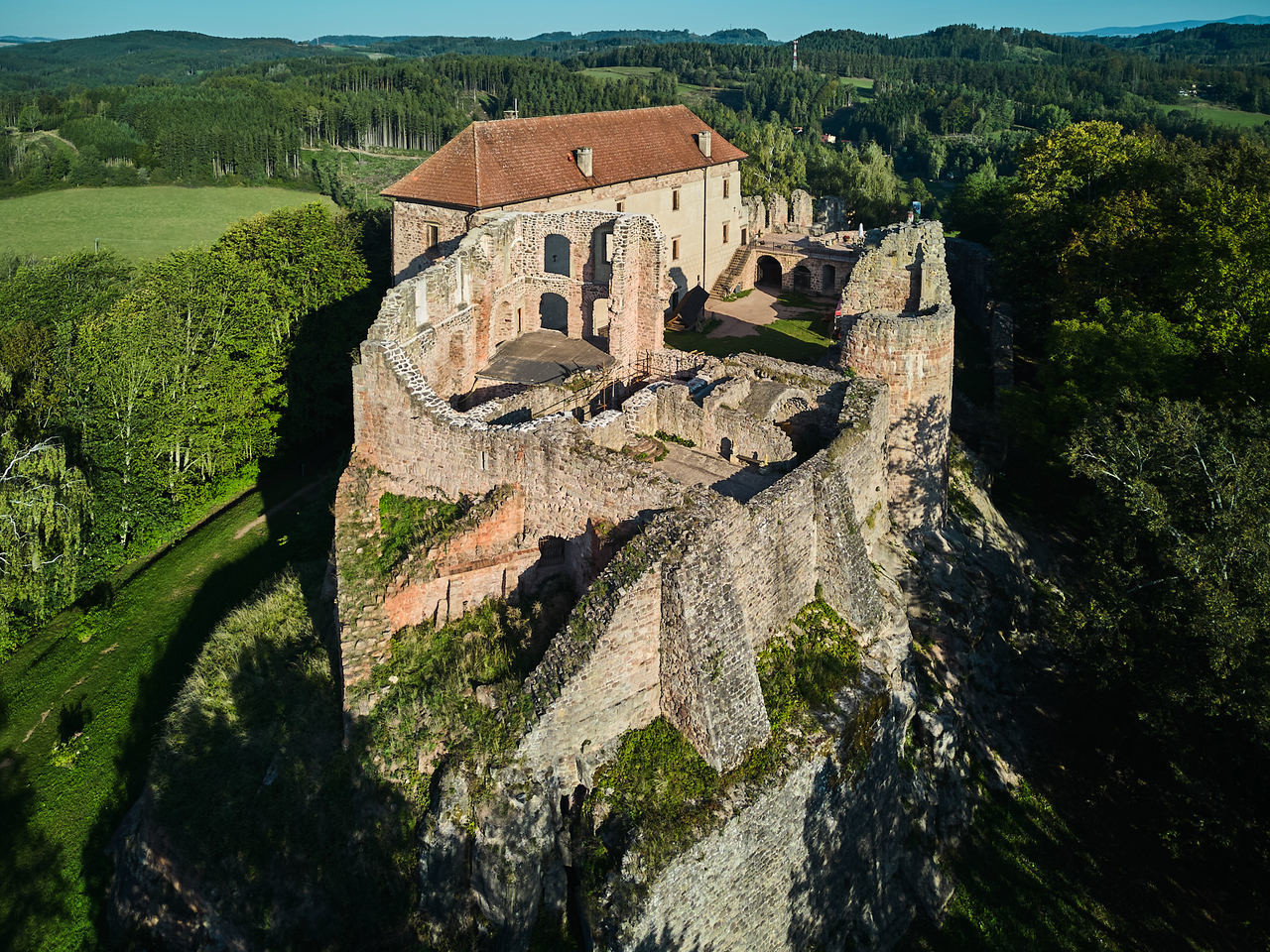 hrad_pecka_habada_20